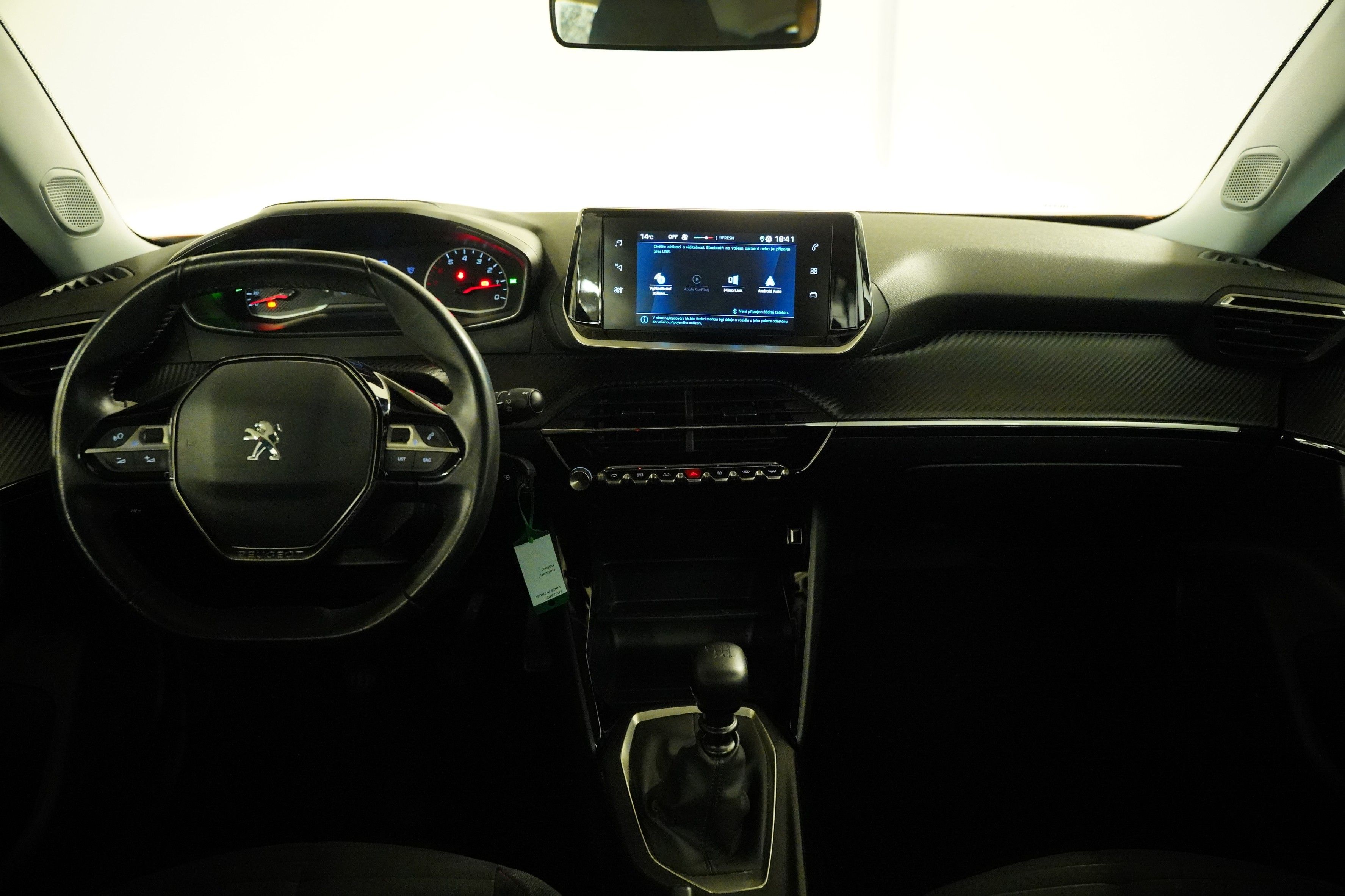 Peugeot 2008, 1.2 Pure Tech 74kW Active - fotka 5