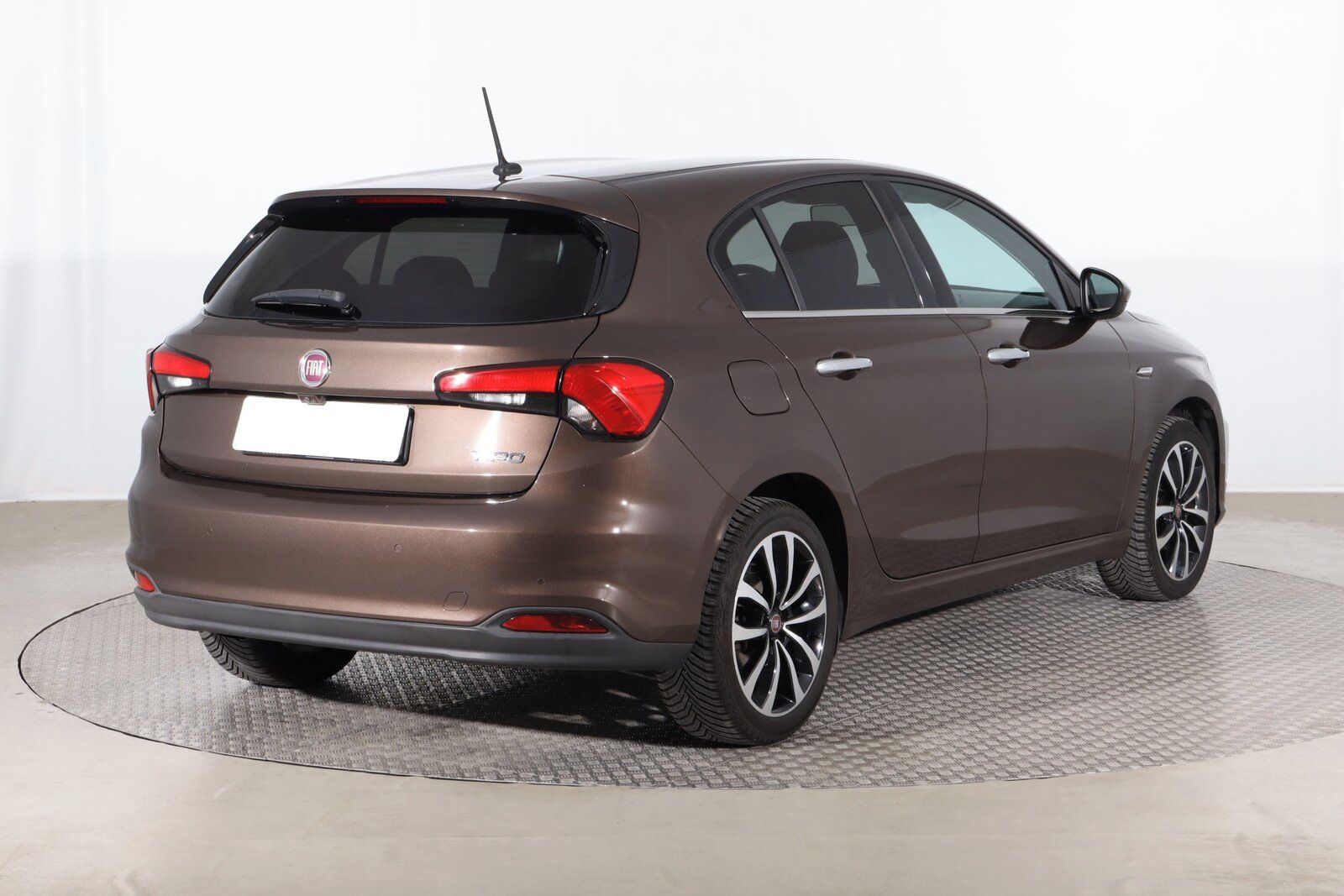 Fiat Tipo, 1.4 T-Jet, Serv.kniha - fotka 5