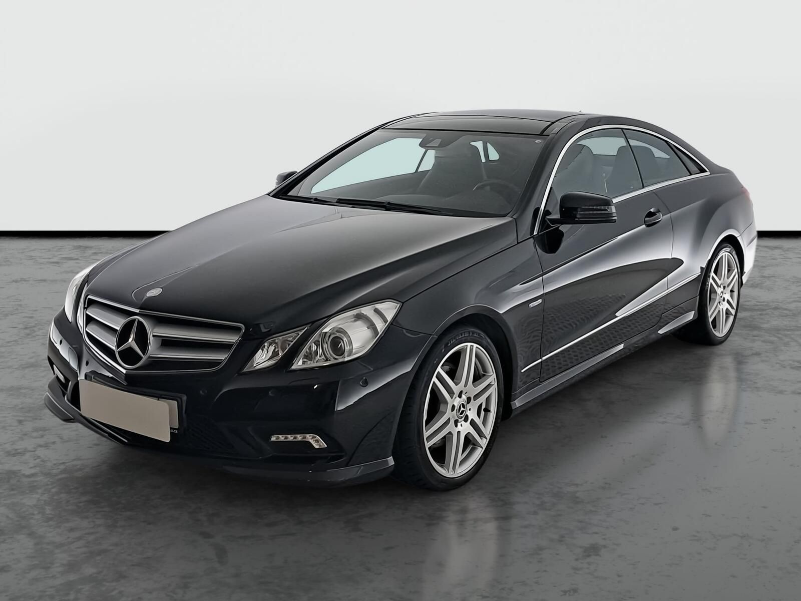 Mercedes-Benz Třídy E, 300 CDI, Automat, Kůže - fotka 2