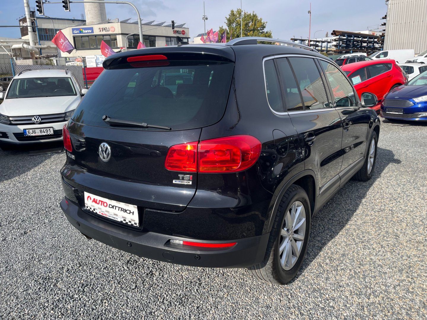 Volkswagen Tiguan, 1.4 TSi SPORT LOUNGE - fotka 4