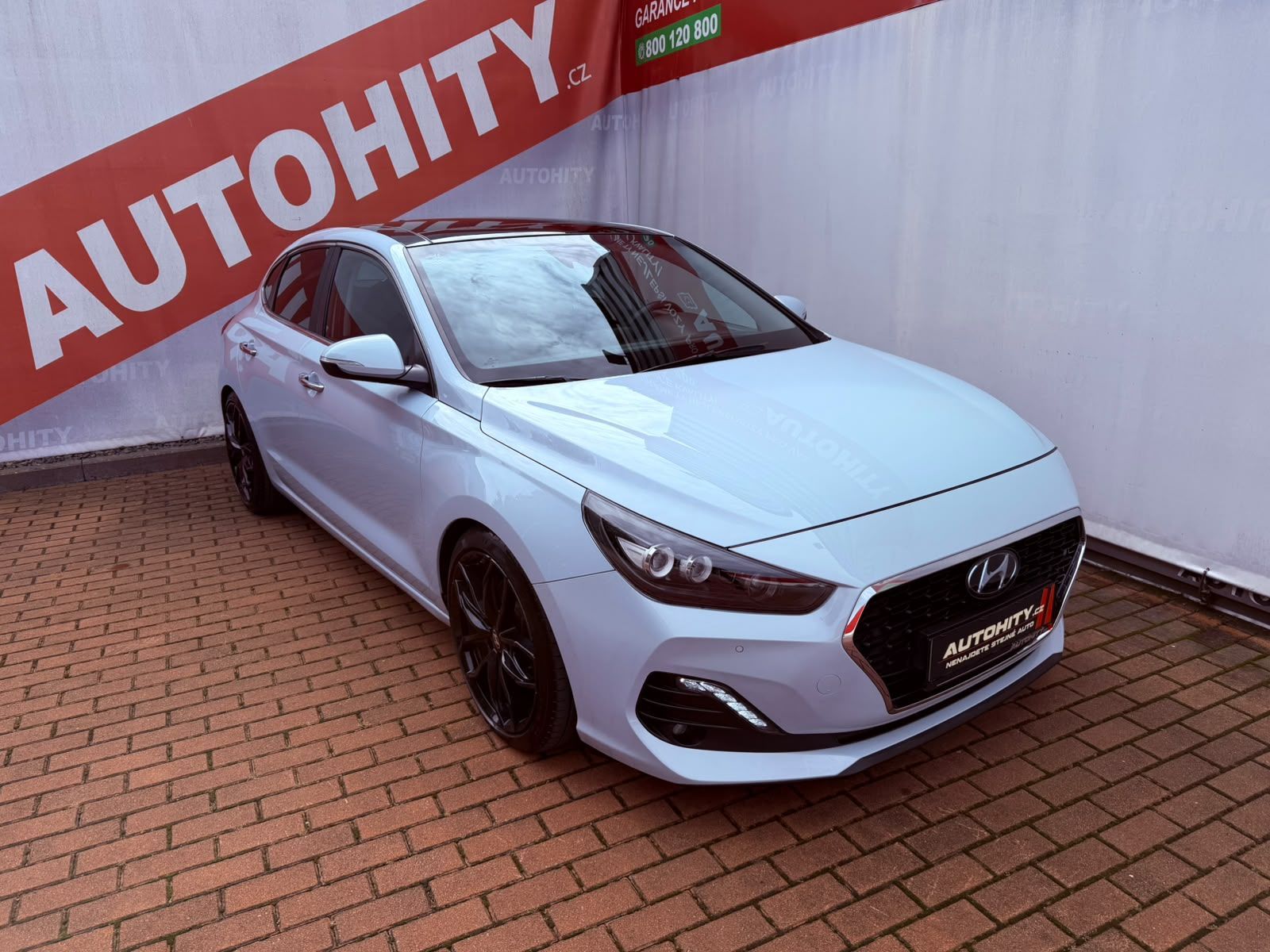 Hyundai i30, 1.4 T-GDi Premium Aut - fotka 5