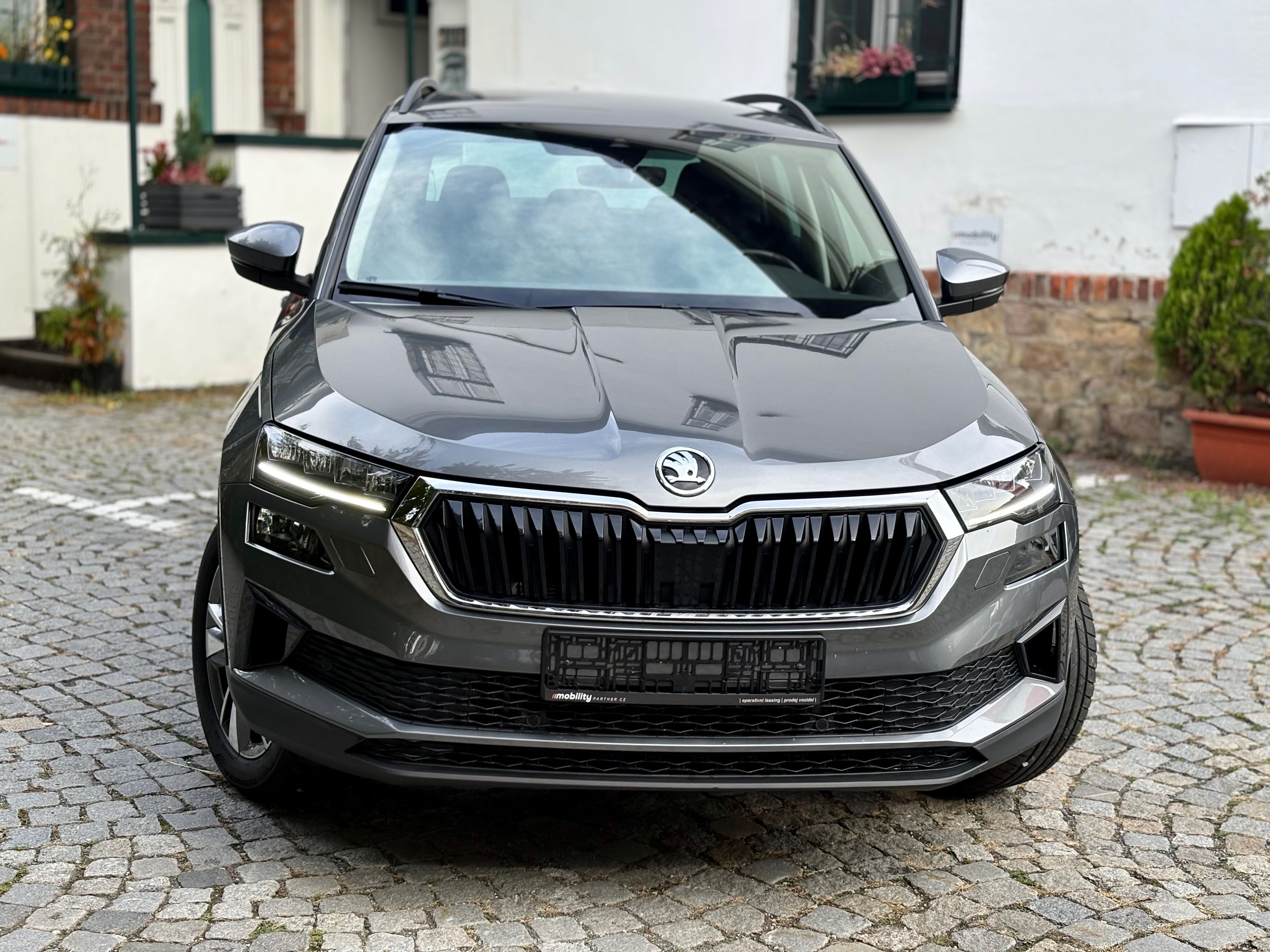 Škoda Karoq, 1.5 TSI DSG, +výbava +tažné z. - fotka 6