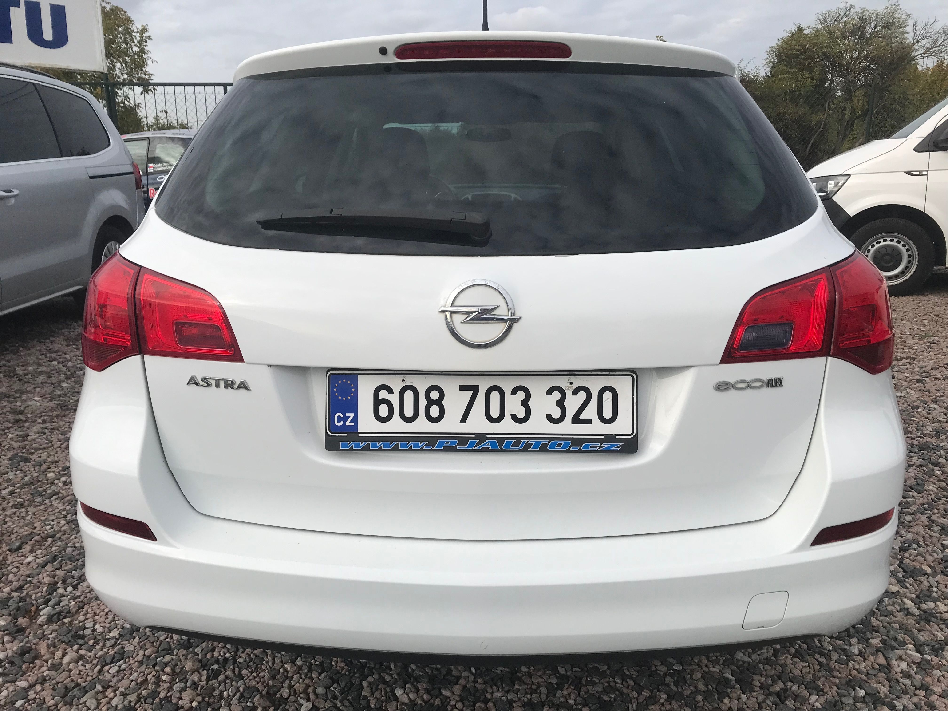 Opel Astra, 1.4i 74 KW,KLIMA ,TEMPOMAT... - fotka 6