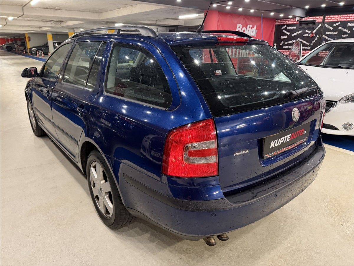 Škoda Octavia, 2,0 TDI - TOP STAV ! - fotka 4