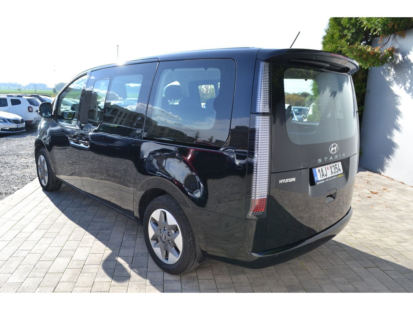 Hyundai Staria, 1.6T-GDI HEV 225 PREMIUM EXECU - fotka 3