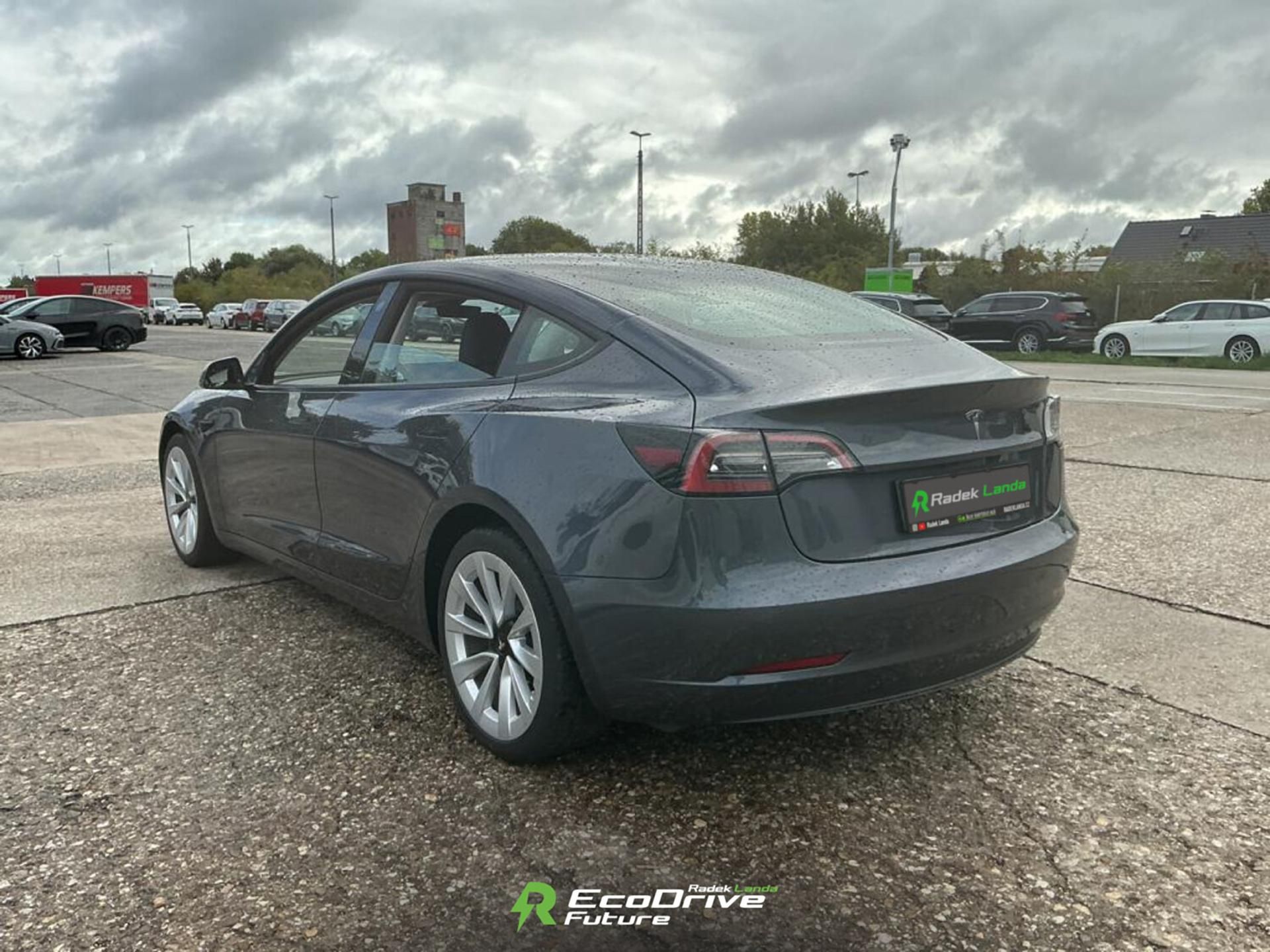 Tesla Model 3, AMD Ryzen, Grok | SOH 93 % - fotka 3