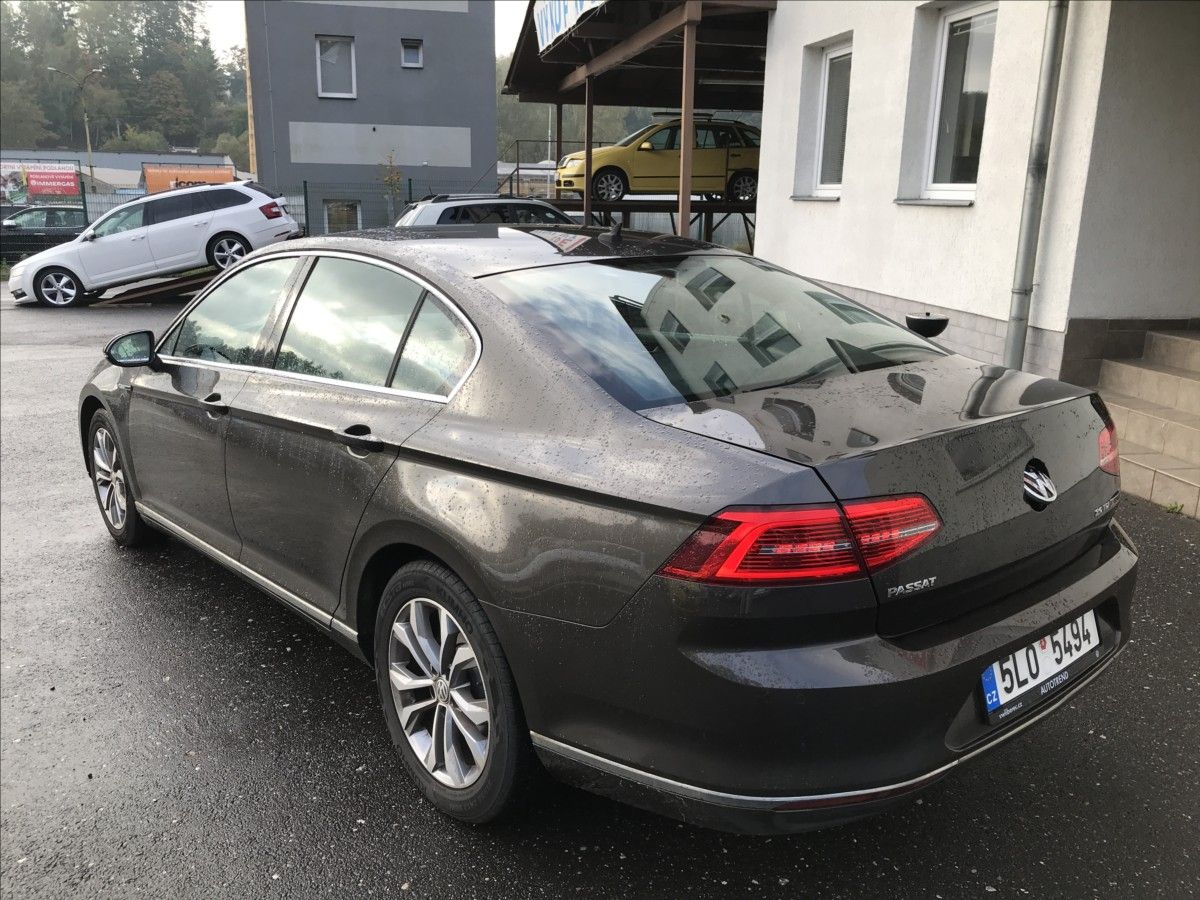 Volkswagen Passat, 2,0 TDi 4x4 110kW MT - fotka 6