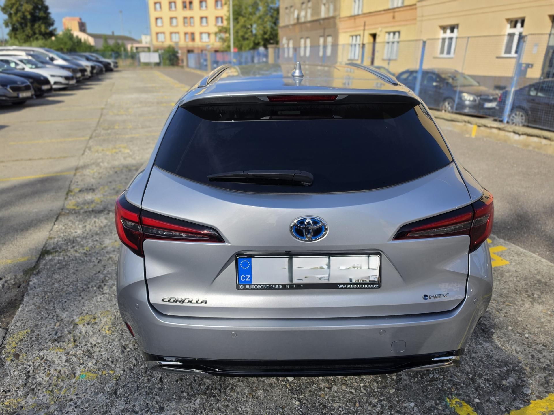 Toyota Corolla, Touring Sport Style 1,8 103kW - fotka 4