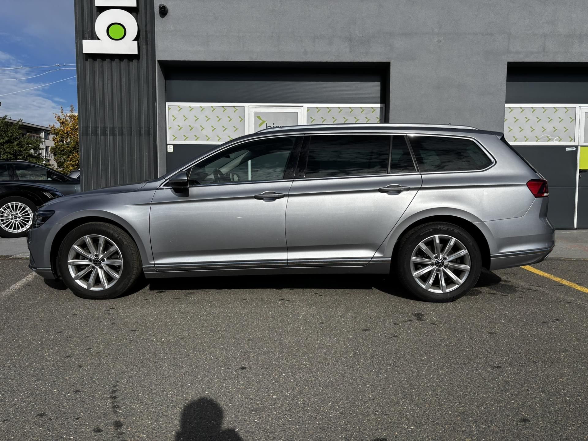 Volkswagen Passat, Variant Elegance 2.0 TDI - fotka 5