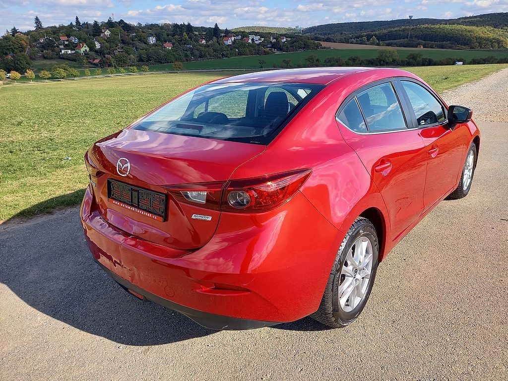 Mazda 3, 2.2D Skyactiv 1,majitel+ČR - fotka 3