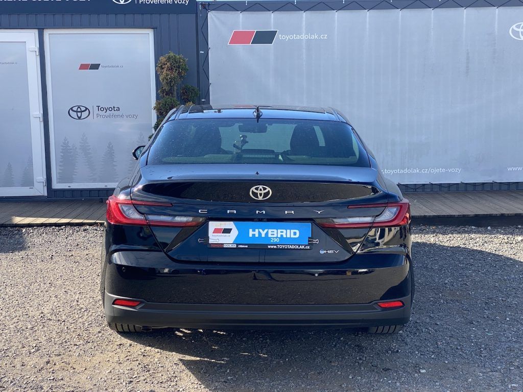 Toyota Camry, 2.5HEV, ČR, Executive JBL - fotka 6