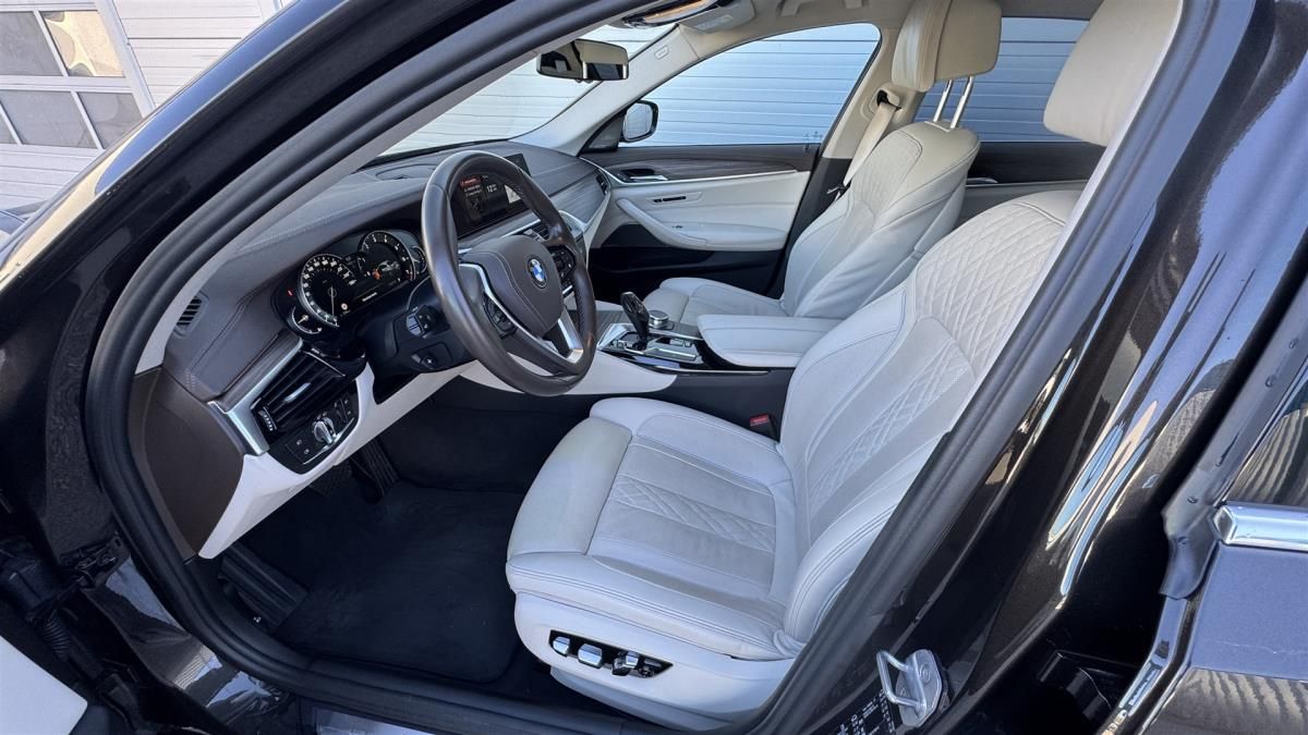 BMW Řada 5, 540xi LuxuryLine ČR 1.majitel - fotka 5