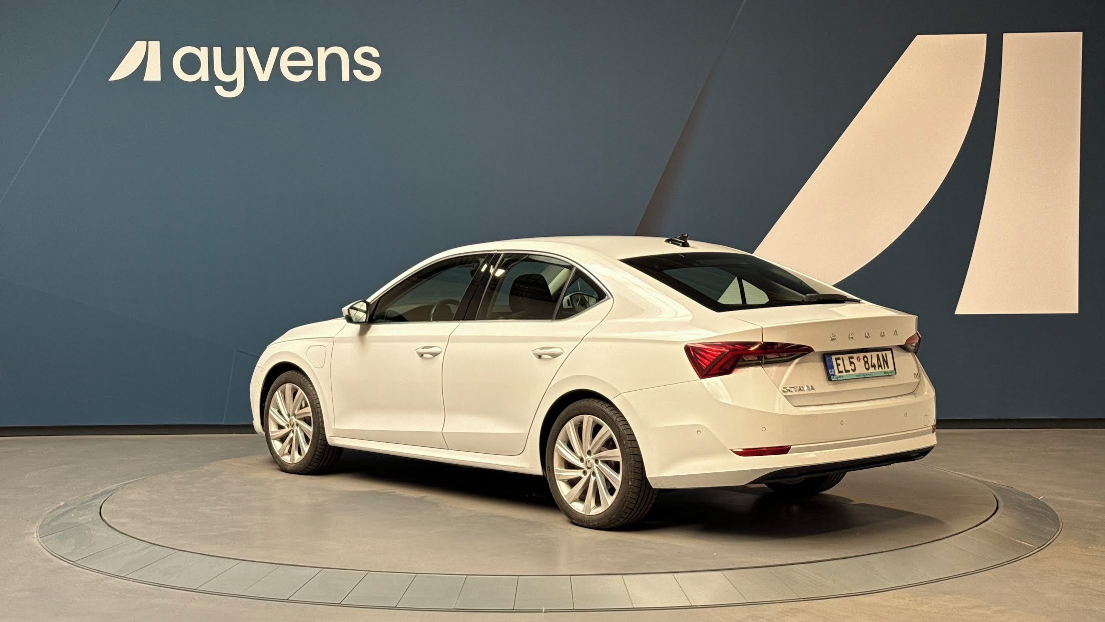 Škoda Octavia, 1.4 TSI iV 150 kW DSG Style - fotka 3