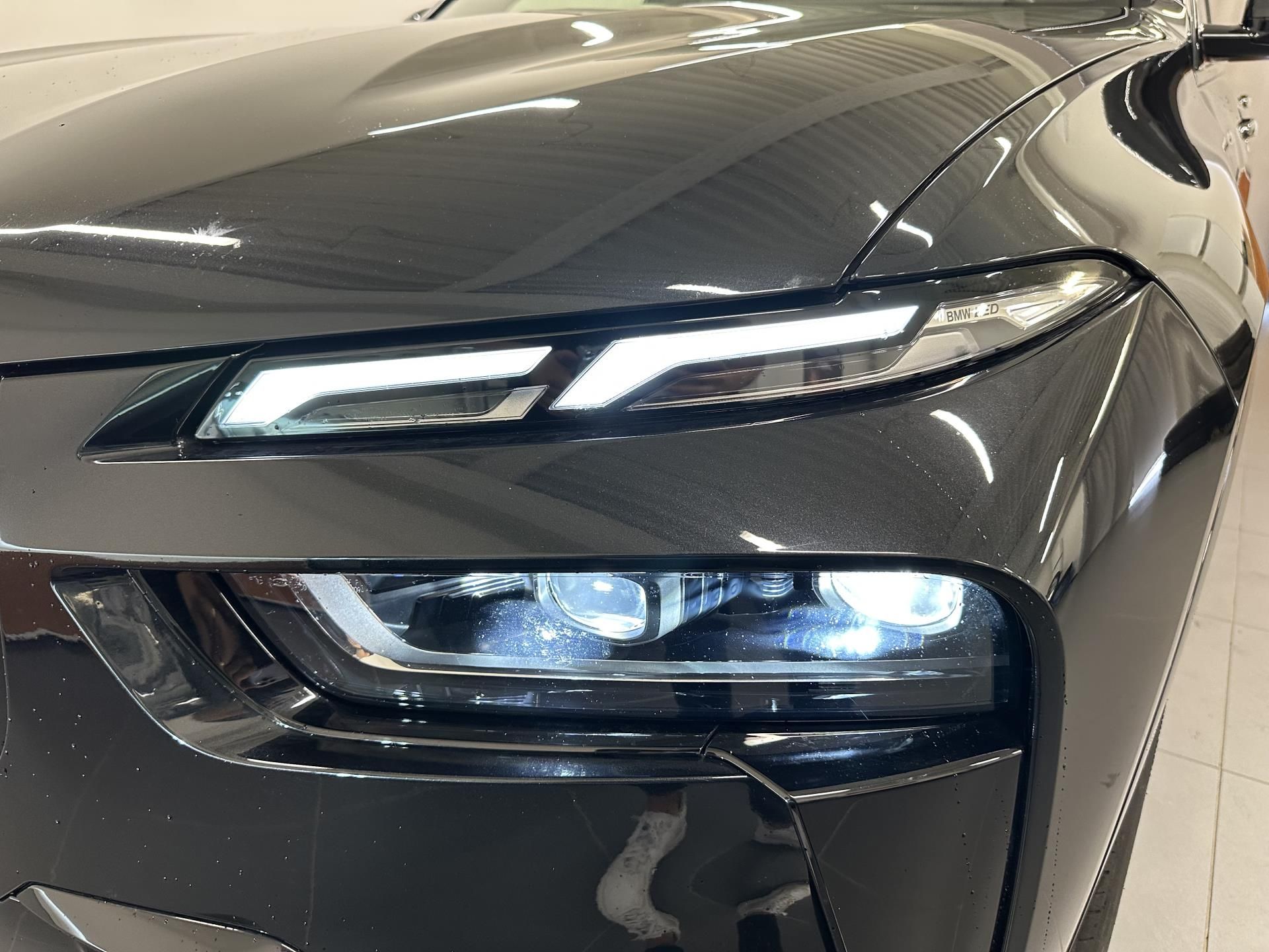 BMW X7, X7 xDrive40d - fotka 4