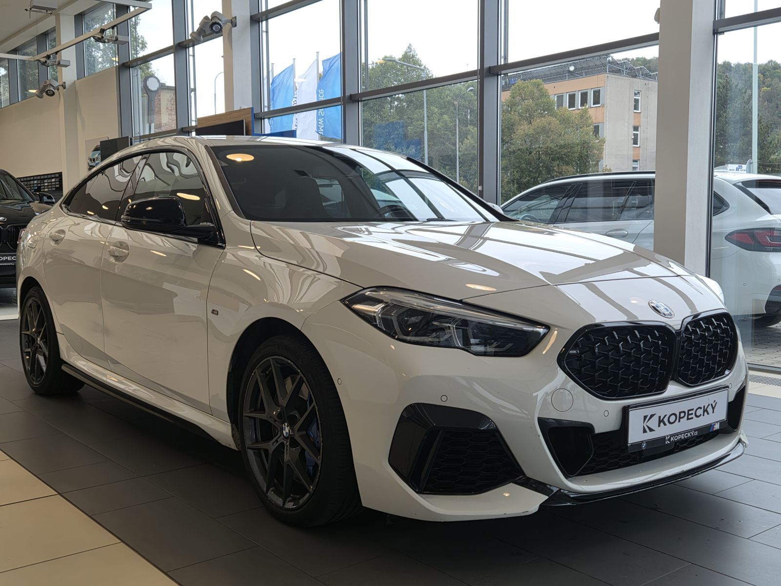 BMW Řada 2, M235i xDrive Gran Coupé - fotka 3