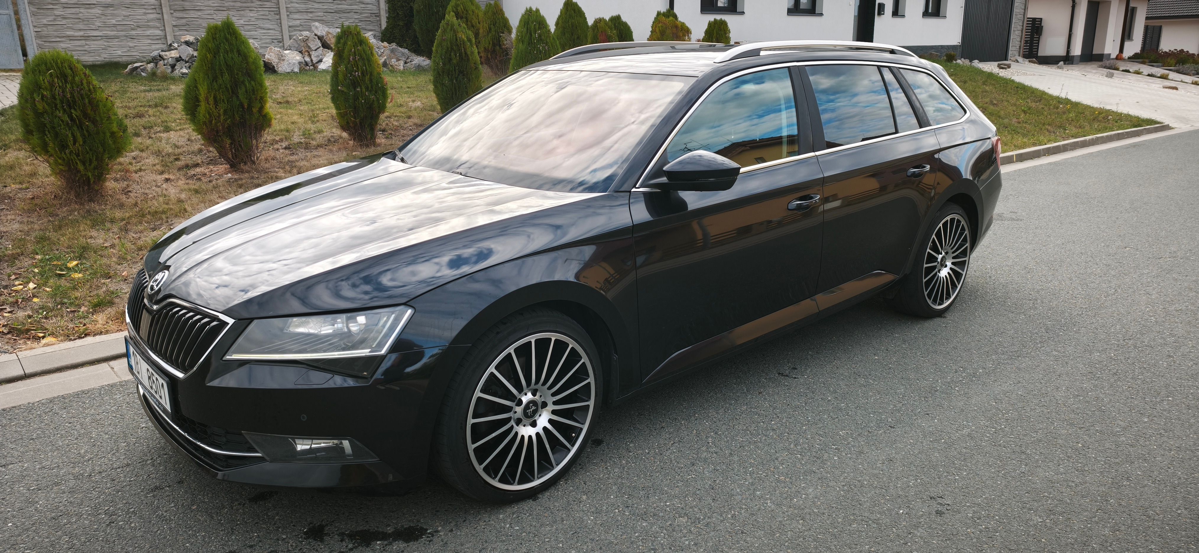 Škoda Superb, 1,9 tdi 4x4 - fotka 2