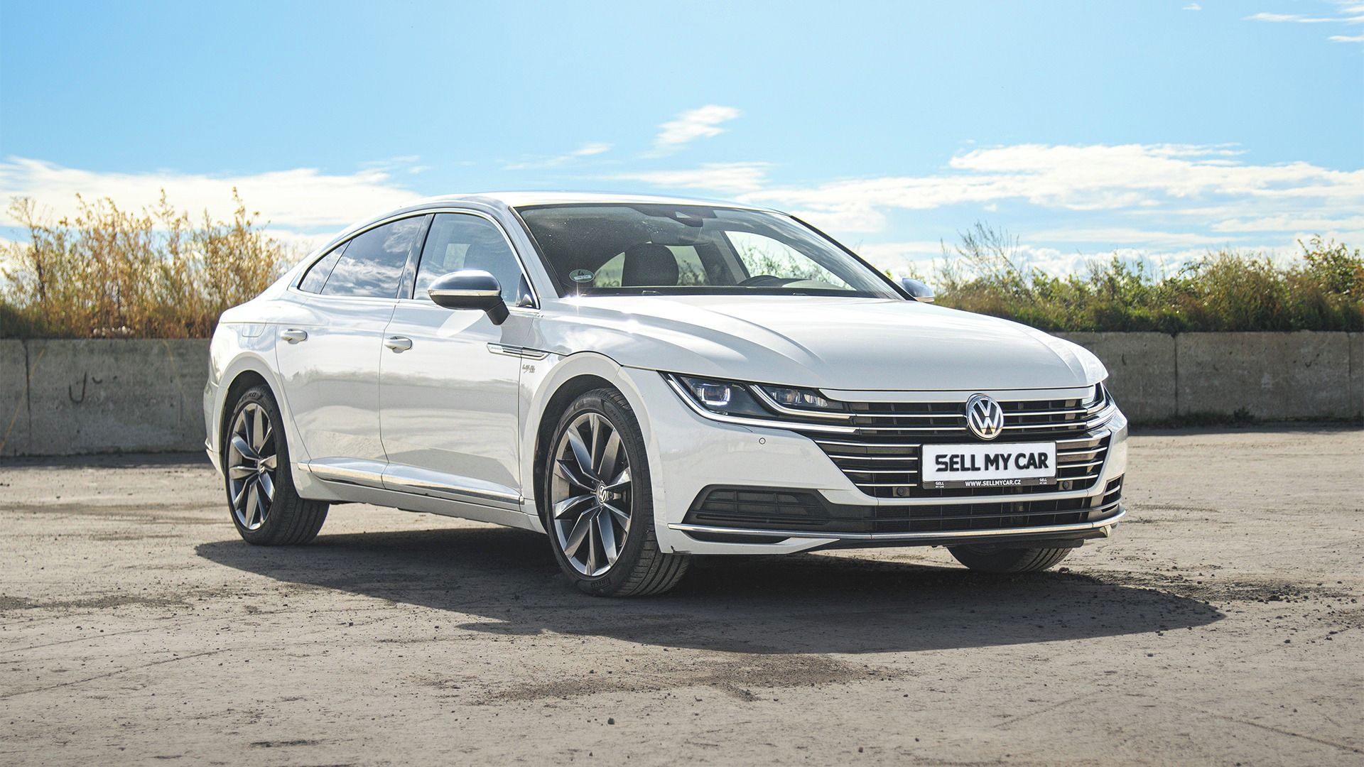 Volkswagen Arteon, 4Motion 2,0TSI/206kW ČR 2.Maj - fotka 3