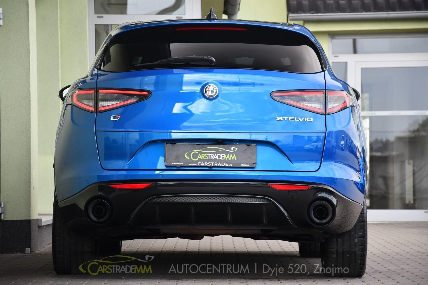 Alfa Romeo Stelvio, 2.0 Turbo 16V 206kW Veloce Q4 - fotka 4