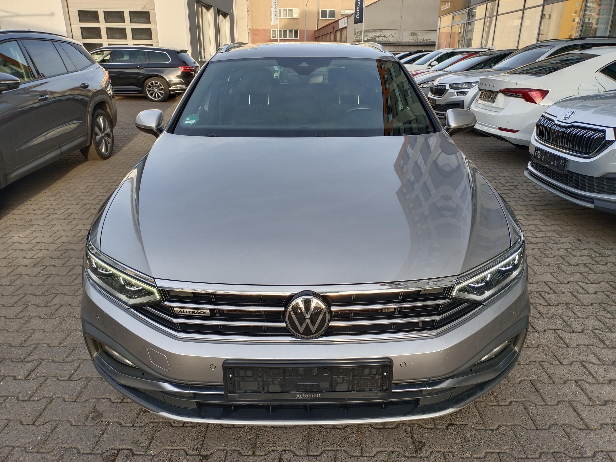 Volkswagen Passat Variant, 2.0 TDI 147kW 4x4 DSG Tažné - fotka 2