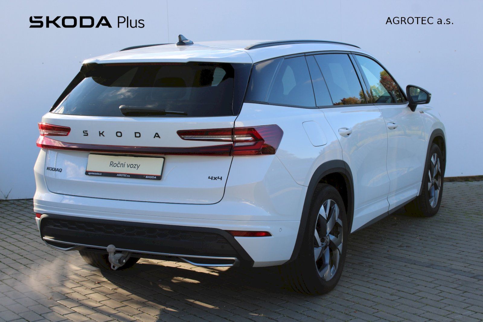 Škoda Kodiaq, 2.0 TDI 142 kW Sportline 4x4 D - fotka 2