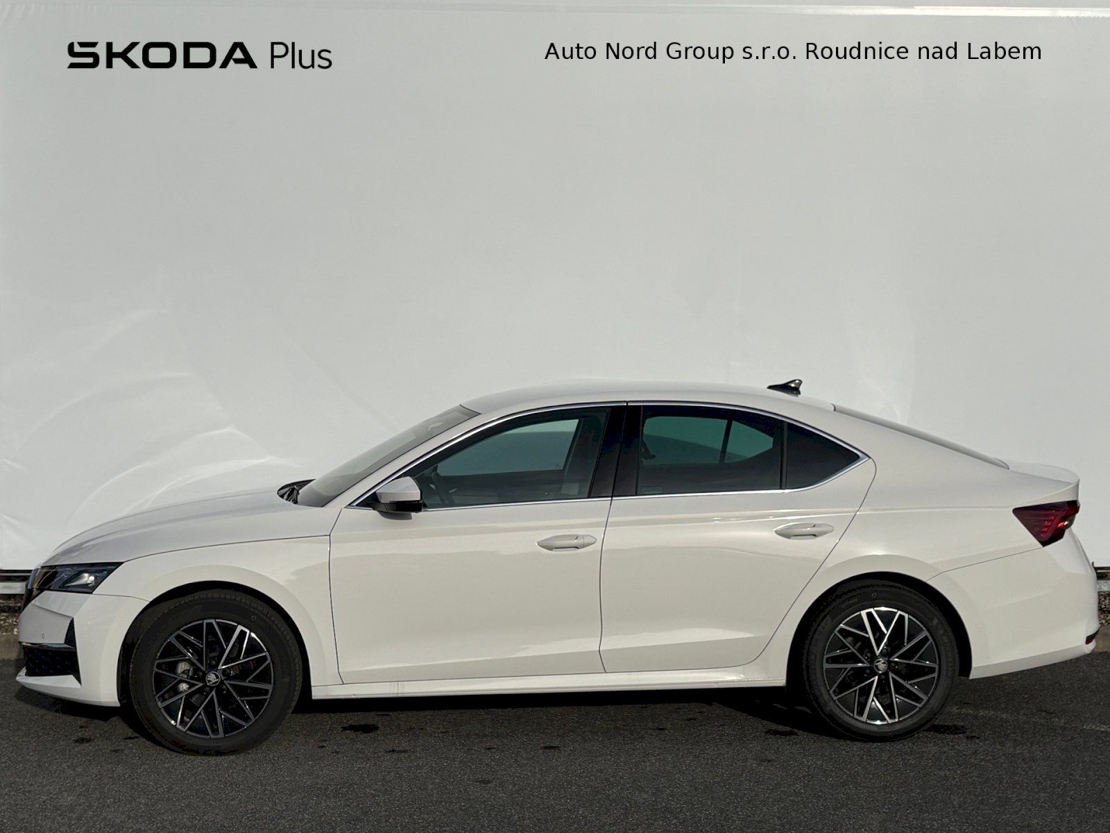 Škoda Octavia, Top Selection 1.5 TSI / 85 kW - fotka 3