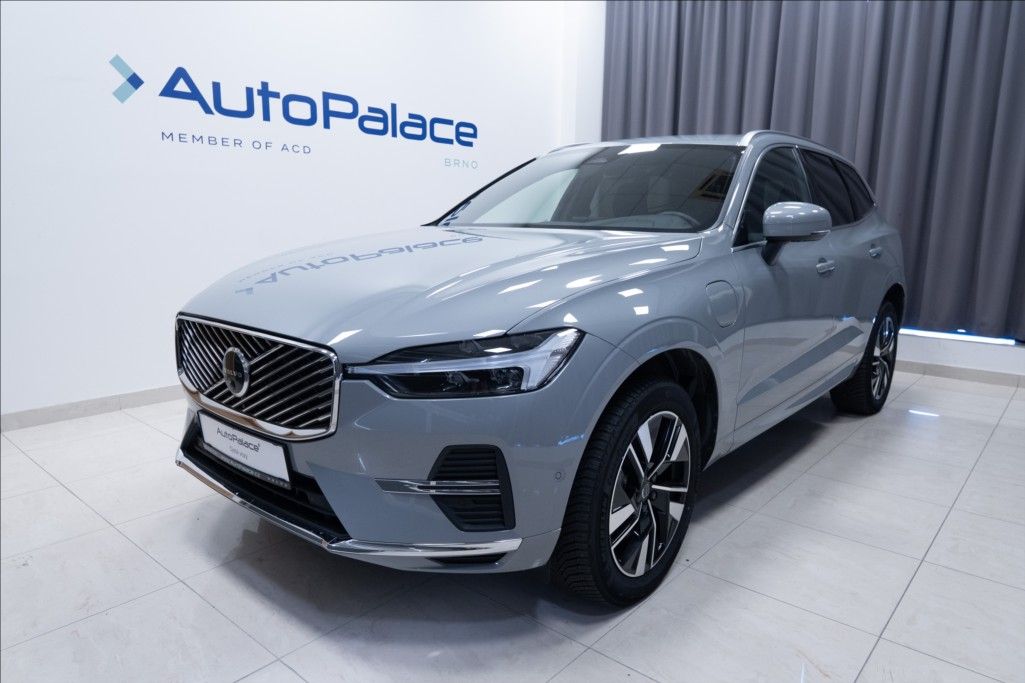 Volvo XC60, 2,0 T6 PLUG-IN HYBRID AWD ČR