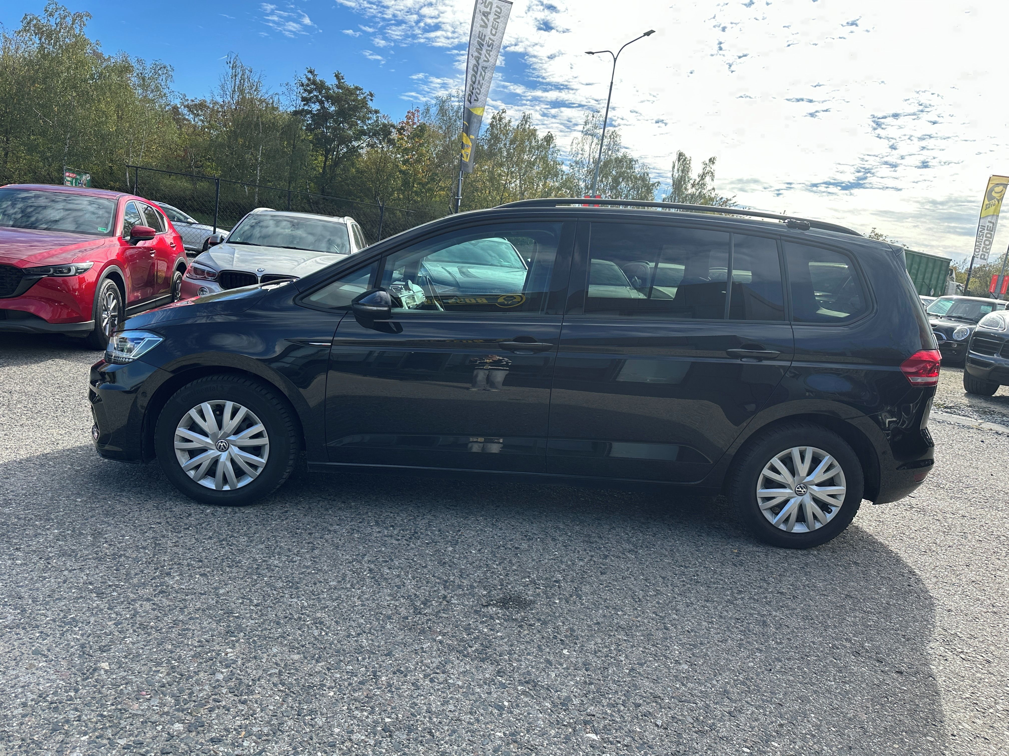 Volkswagen Touran, Volkswagen Touran 2023 - fotka 4