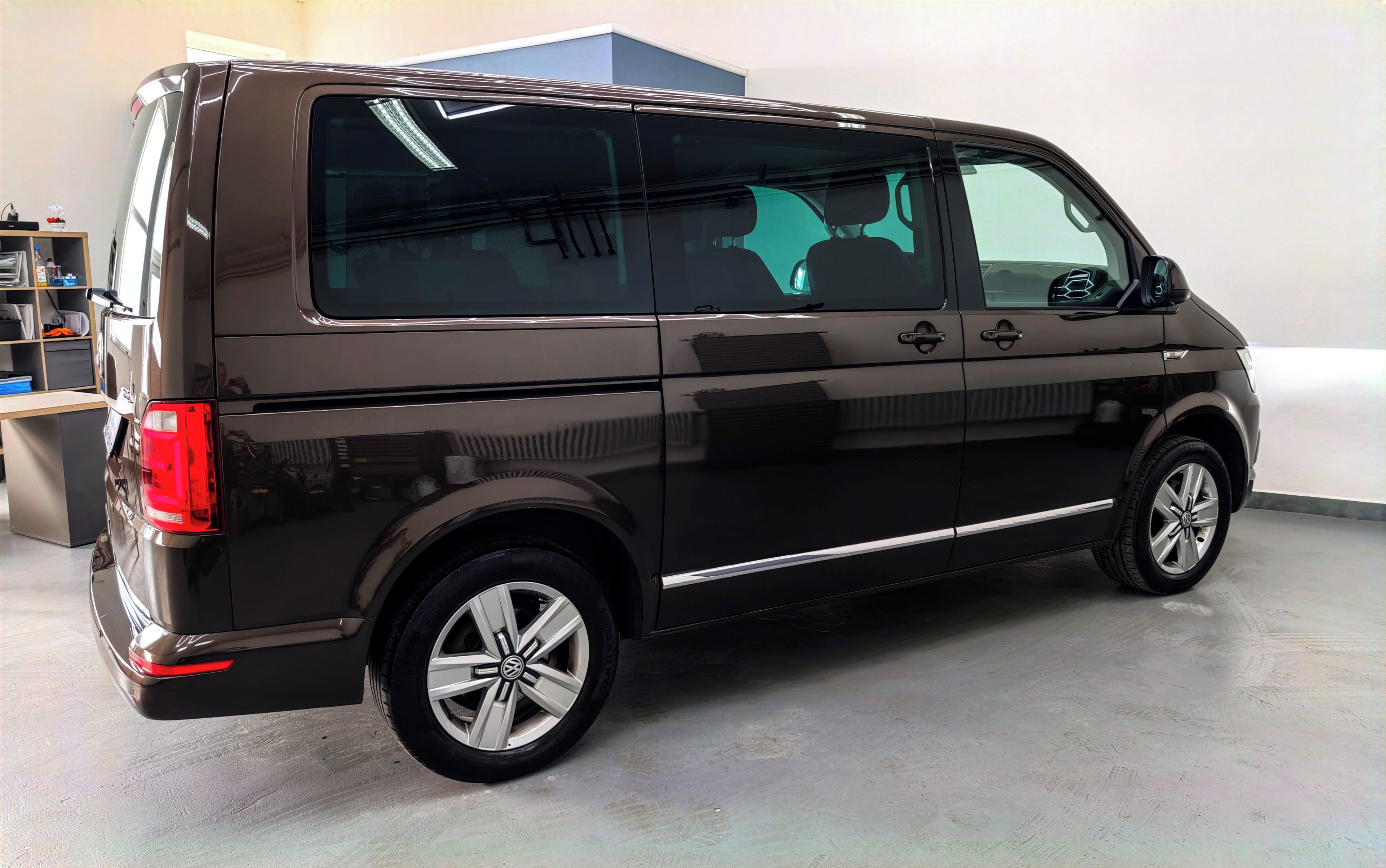 Volkswagen Multivan, 2.0 TDI 110KW,DSG,WEBASTO,TOP - fotka 6