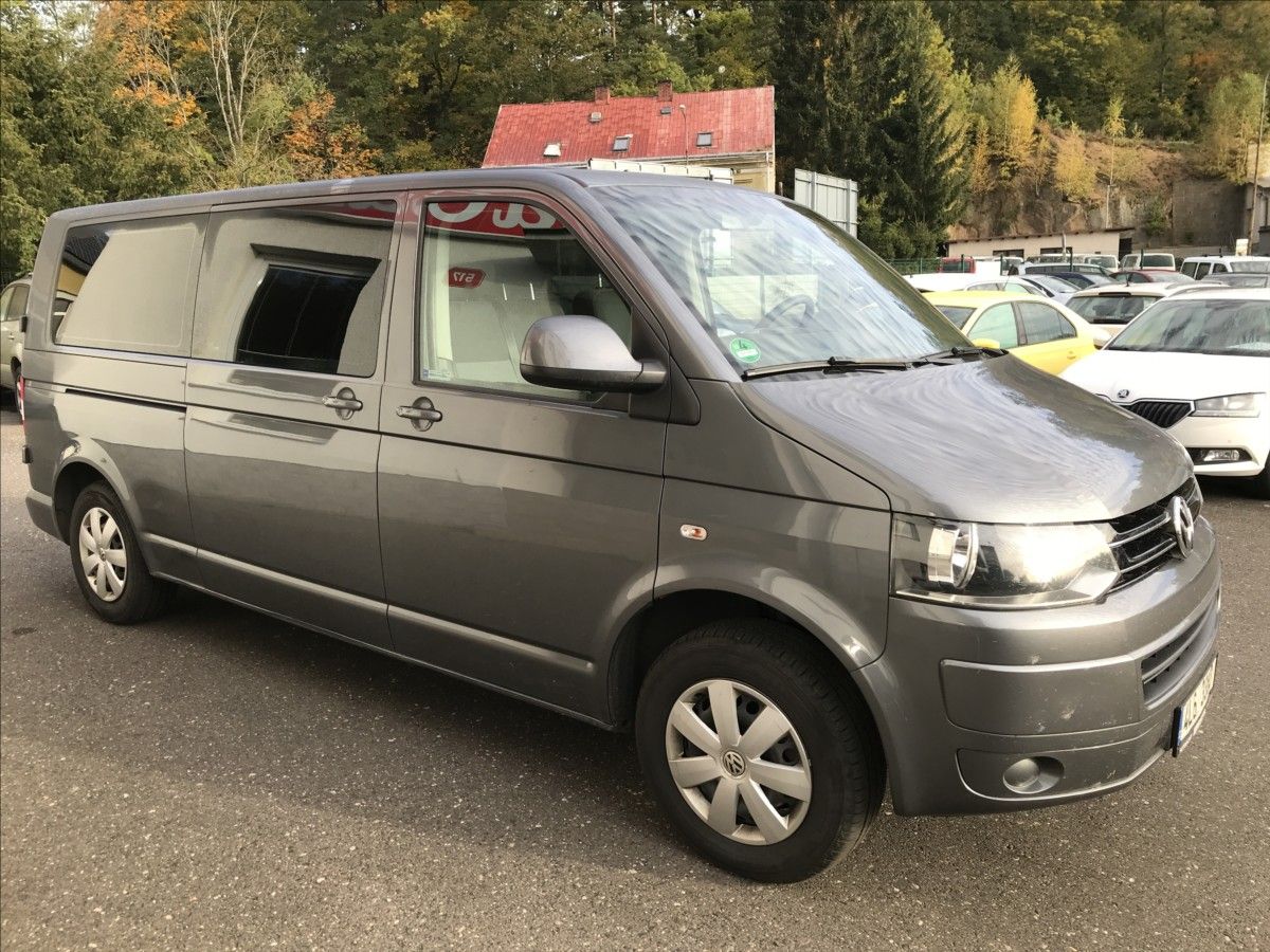 Volkswagen Caravelle, 2,0 TDi Long obytná vestavba - fotka 4
