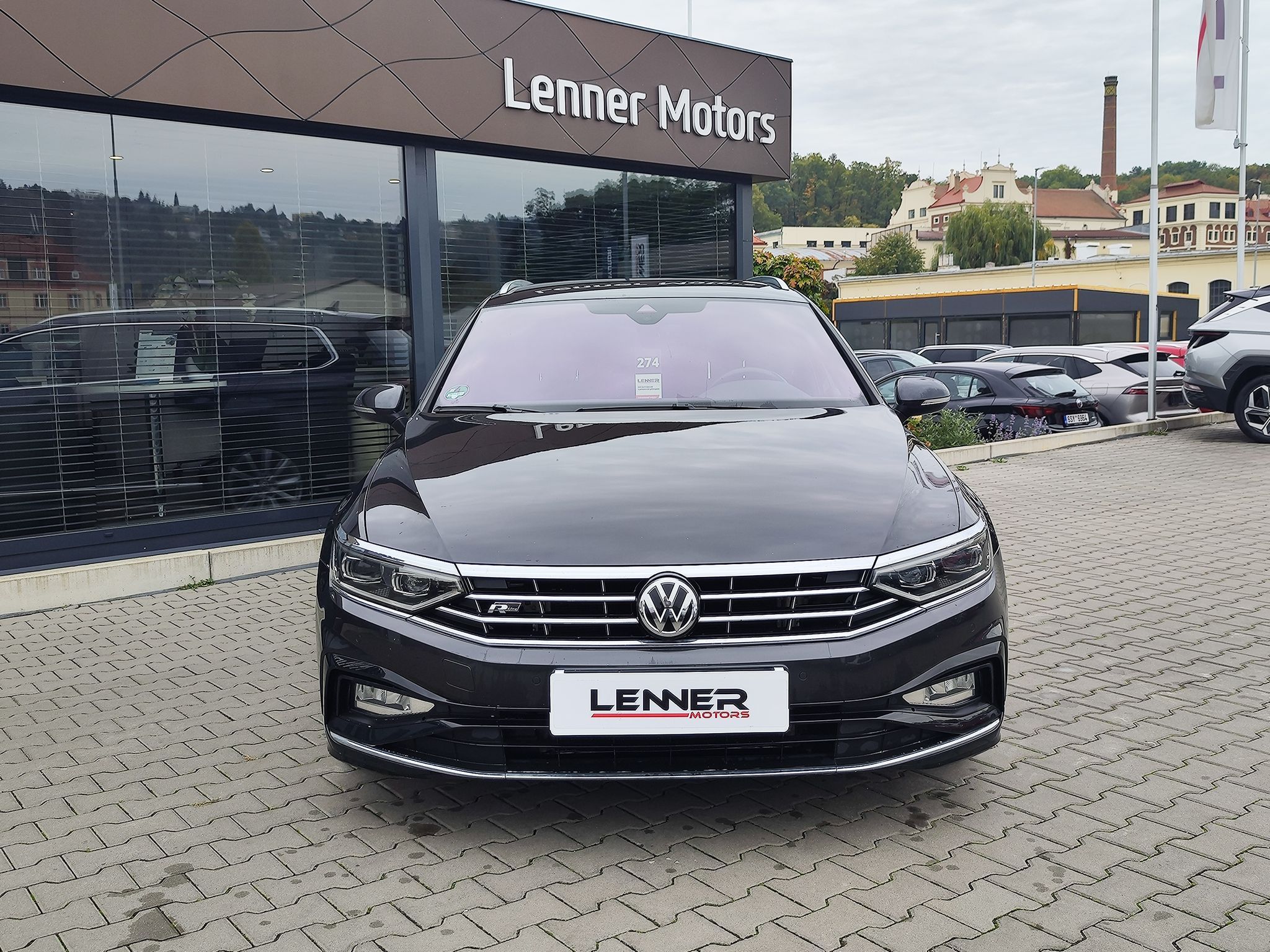 Volkswagen Passat, 2.0 TDI/140kW R-Line DSG - fotka 2