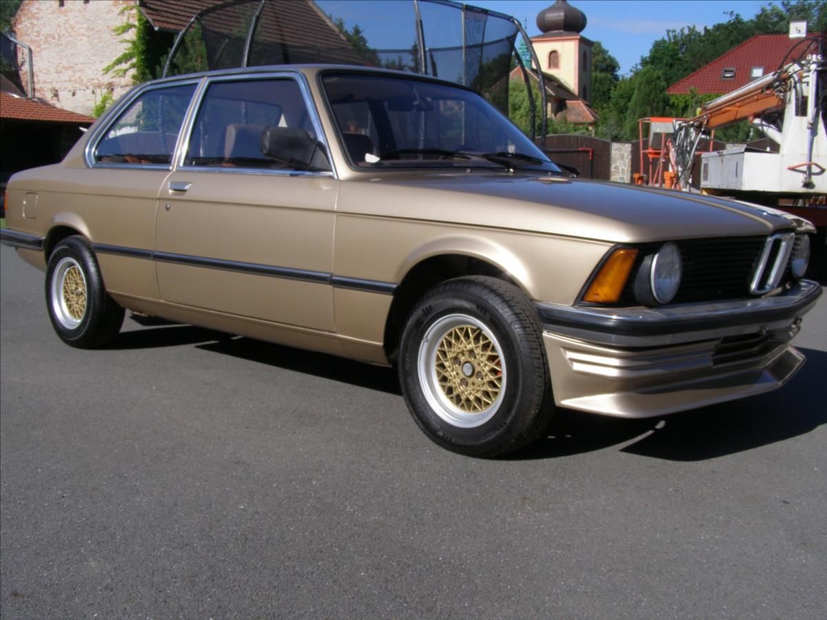 BMW Řada 3, 1,8