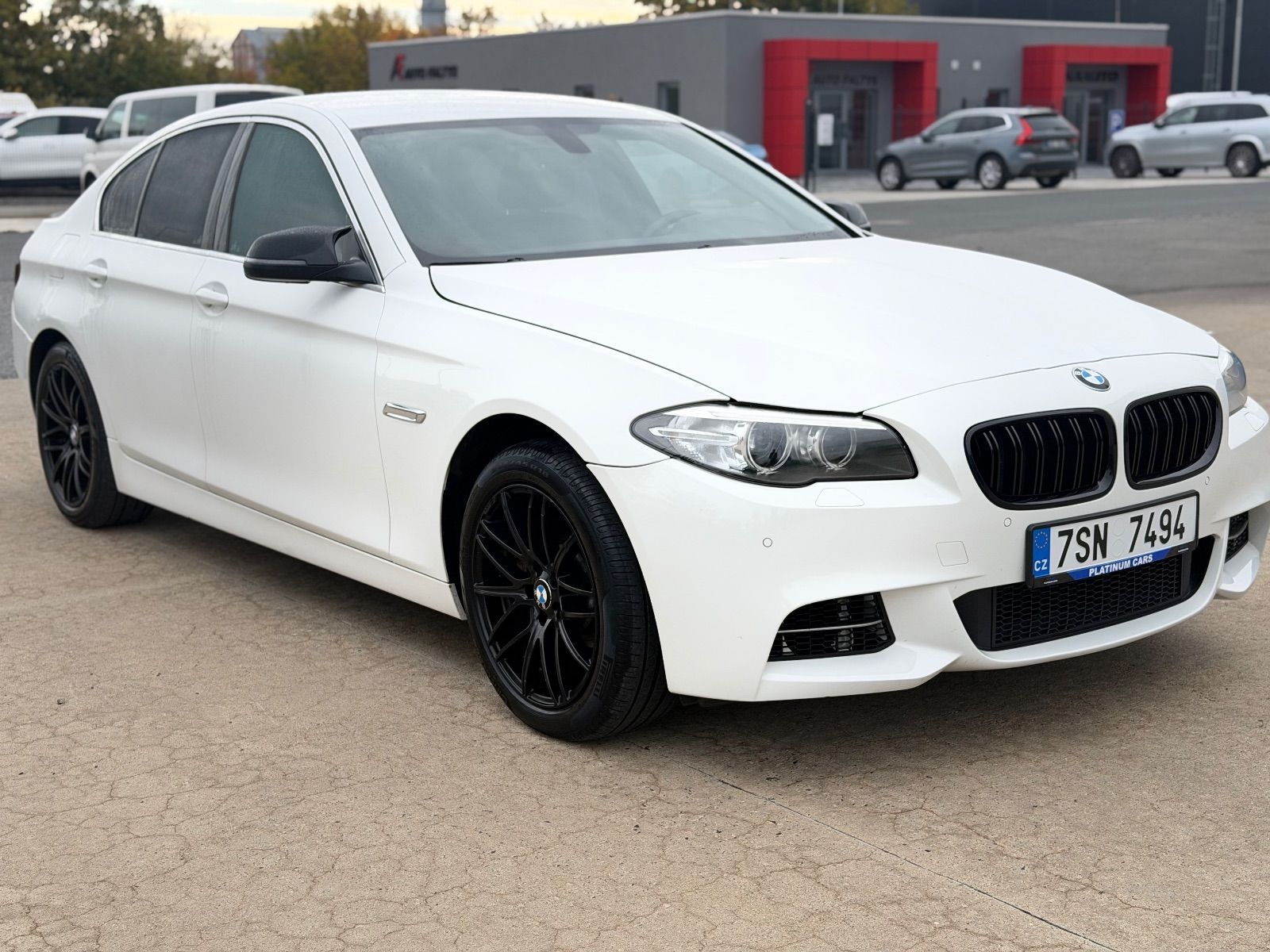 BMW Řada 5 - fotka 3