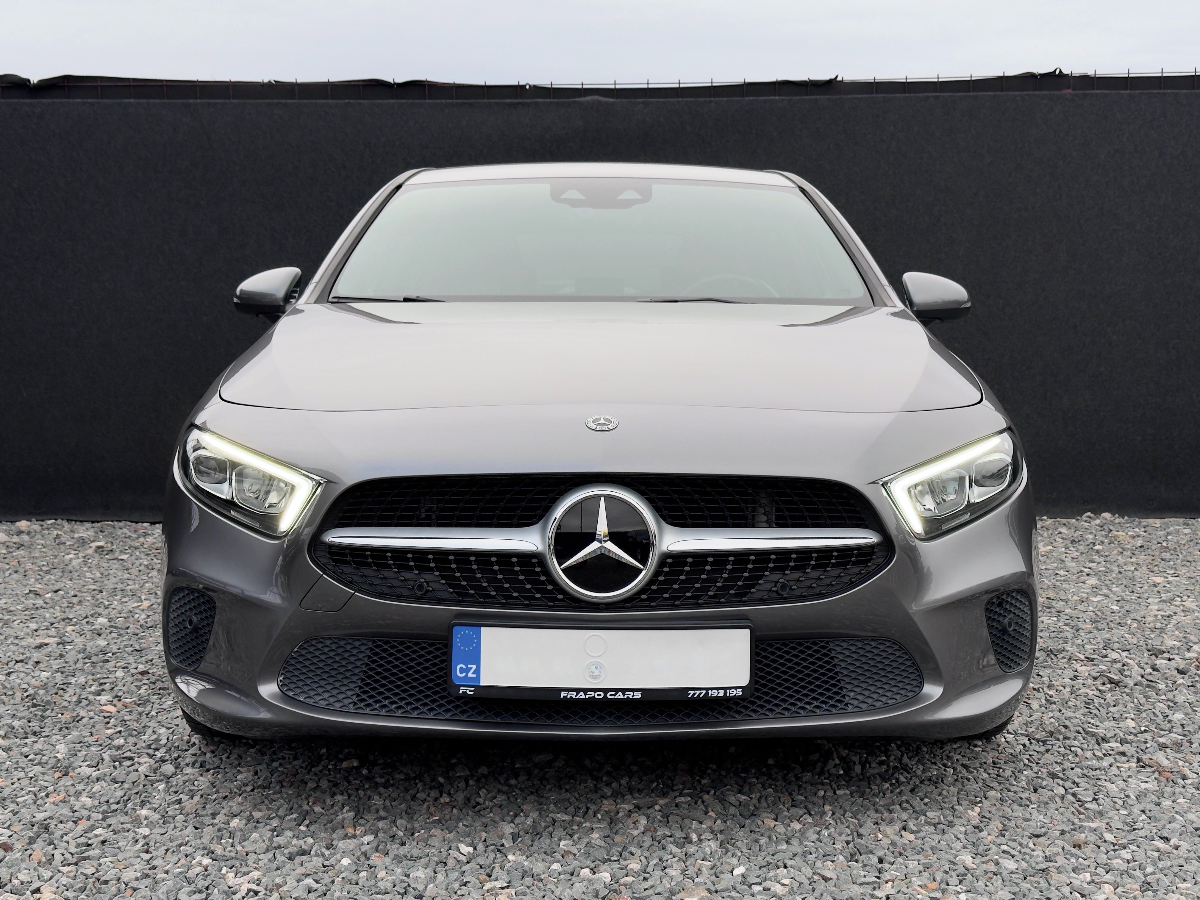 Mercedes-Benz Třídy A, A180 100kW A/T | ČR 1.maj LED - fotka 2