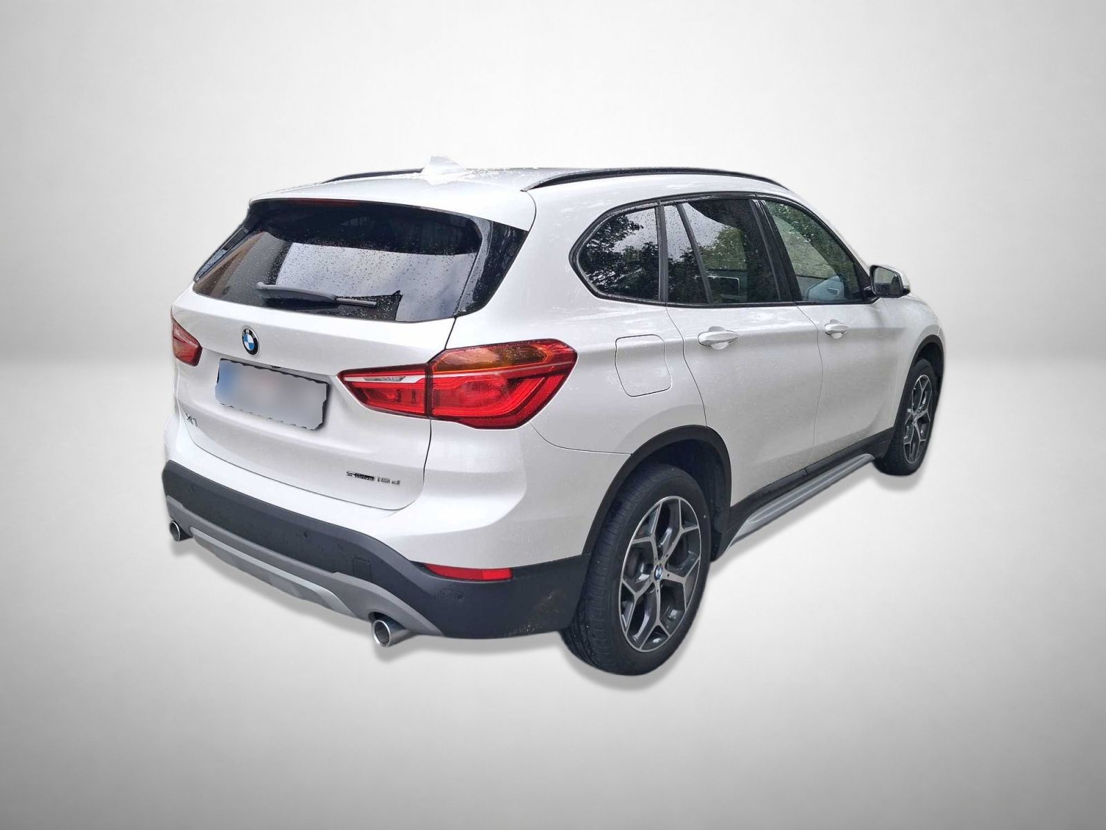 BMW X1, sDrive18d, Automat, ČR,1.maj - fotka 2