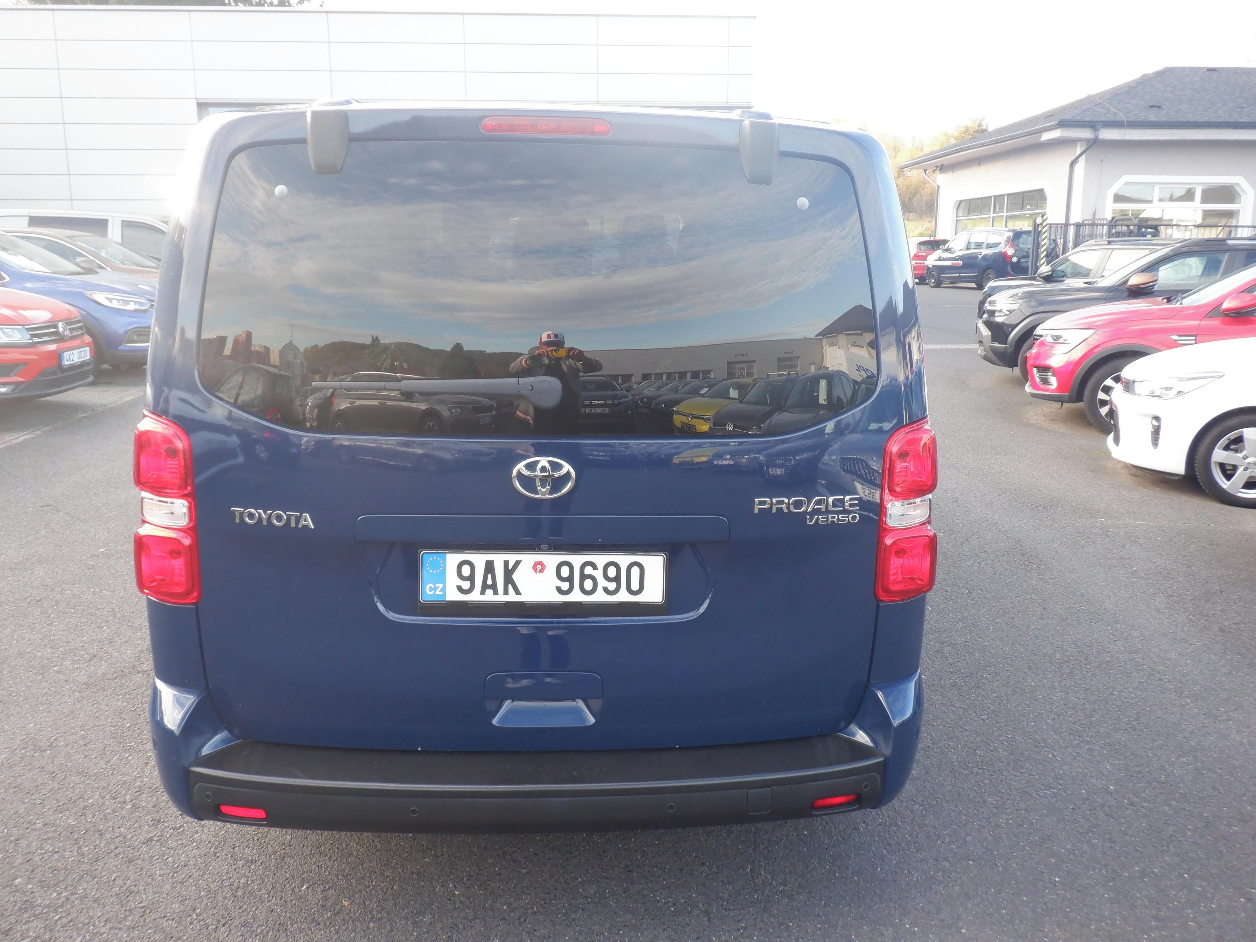 Toyota Proace, 2.0 D-4D 130kW Verso VIP,7-mís - fotka 6