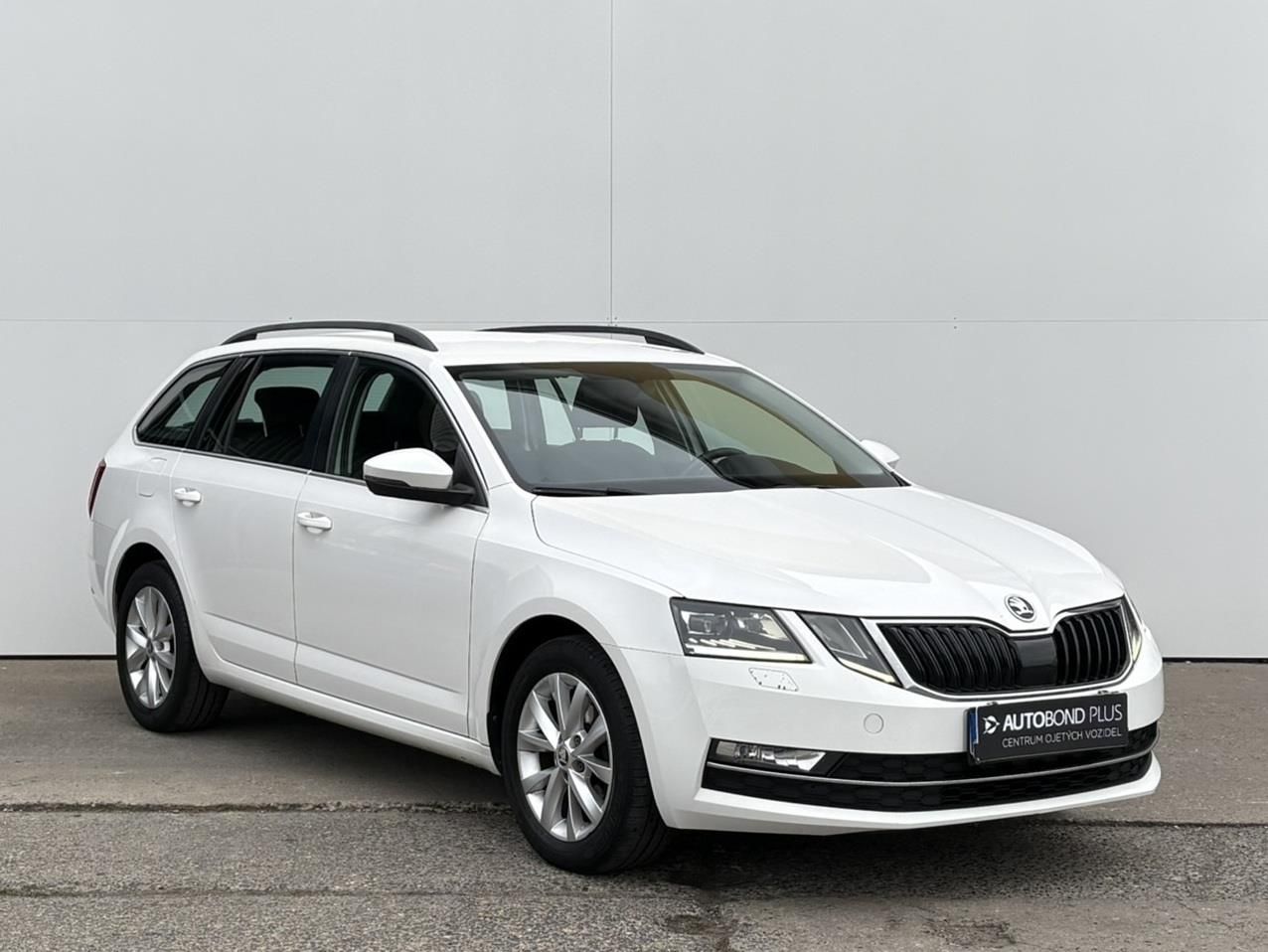 Škoda Octavia, 1.6 TDI / 85 kW Style - fotka 6