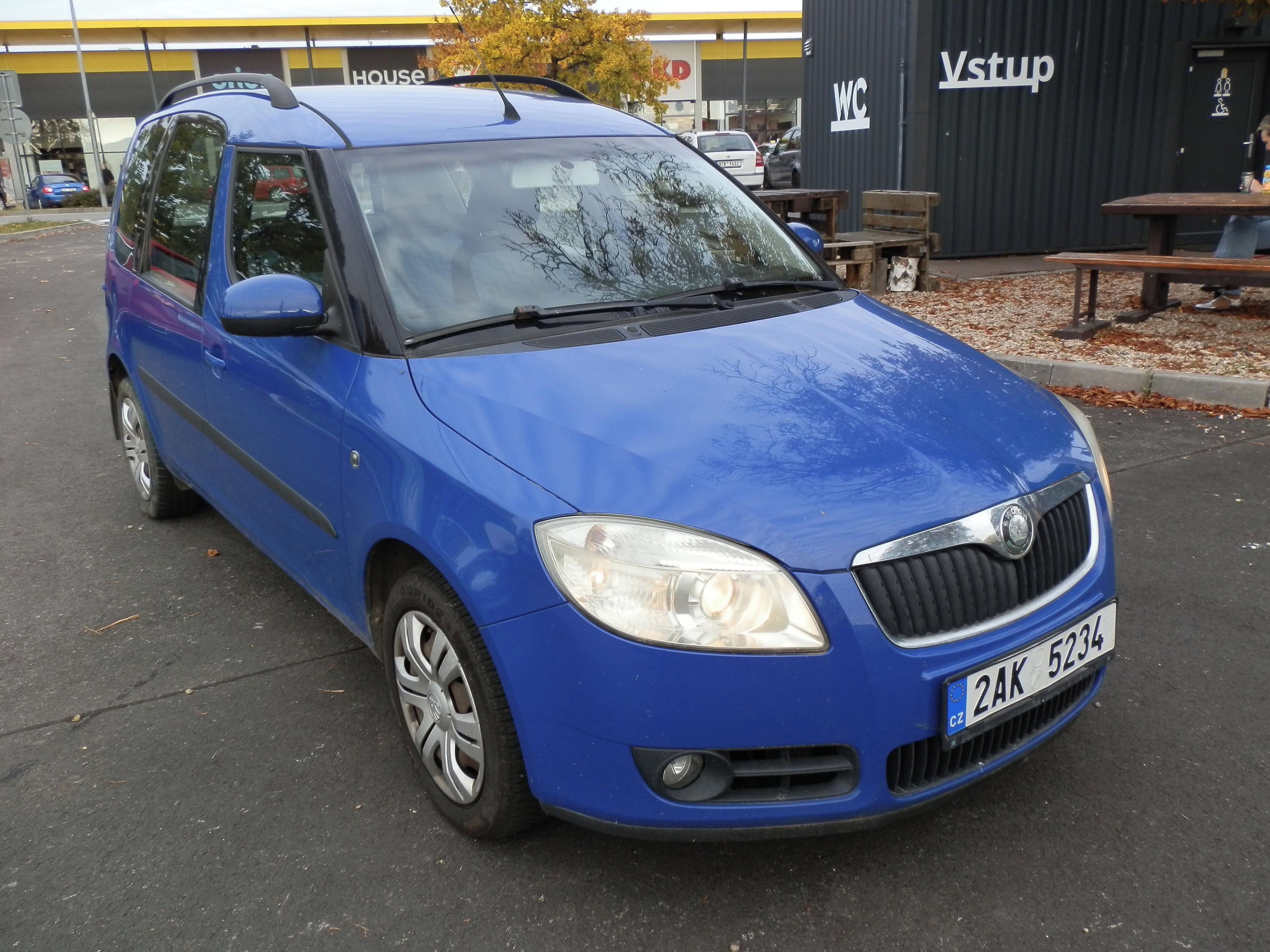 Škoda Roomster, 1,6i - fotka 3