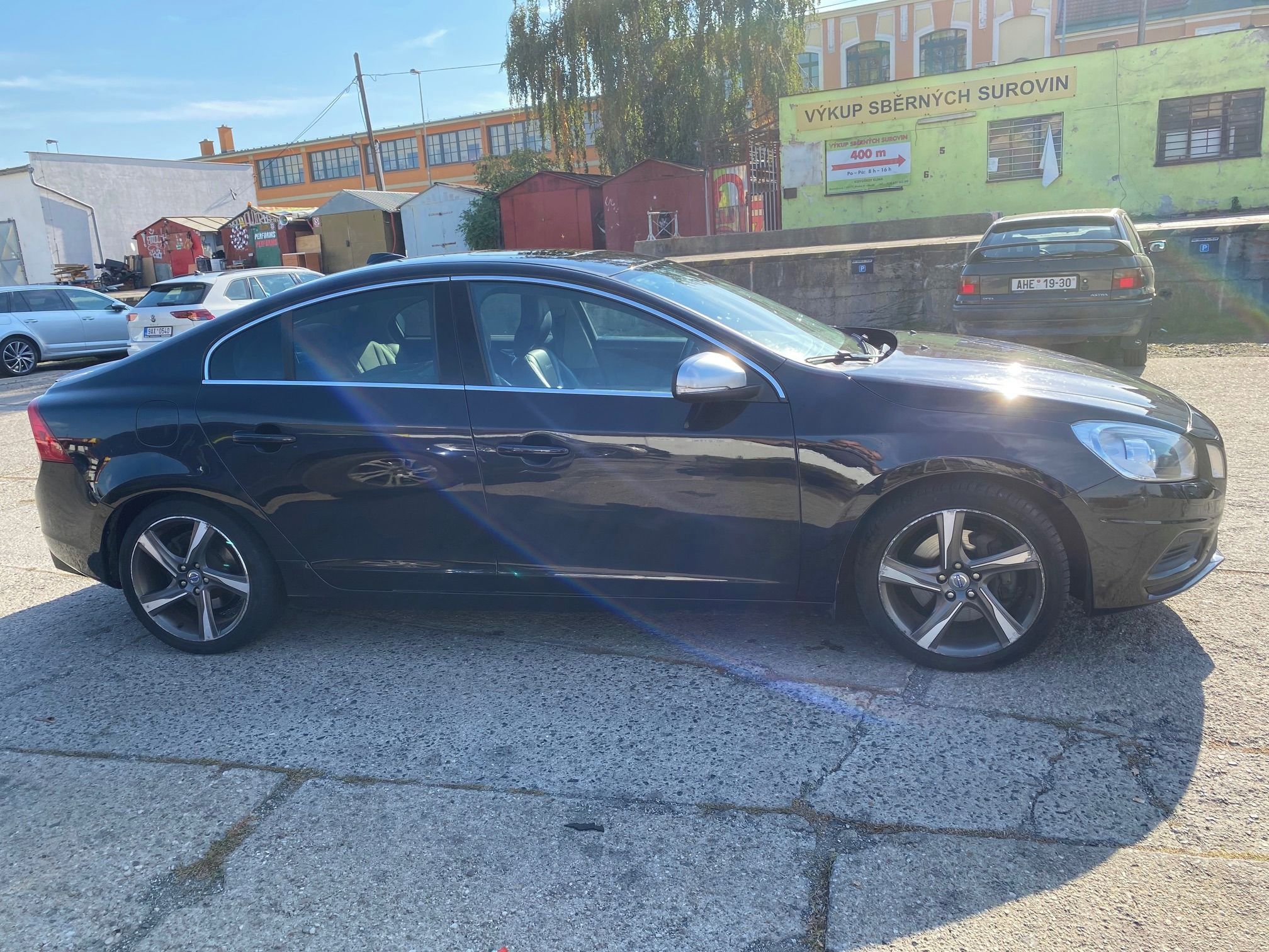 Volvo S60, R design
