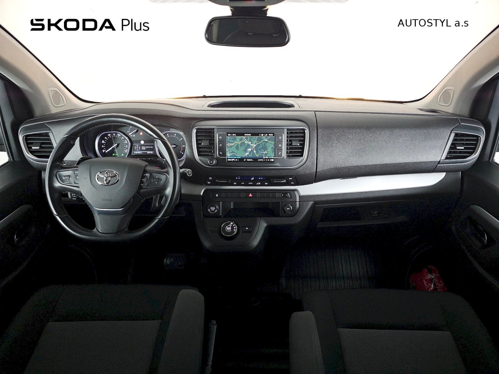 Toyota Proace, 2.0D 180k 8AT Shuttle 8S Busin - fotka 5
