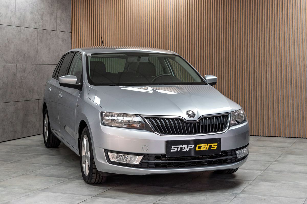 Škoda Rapid, 1.2 TSI 63kW*2xKOLA*AUT.KLIMA* - fotka 4