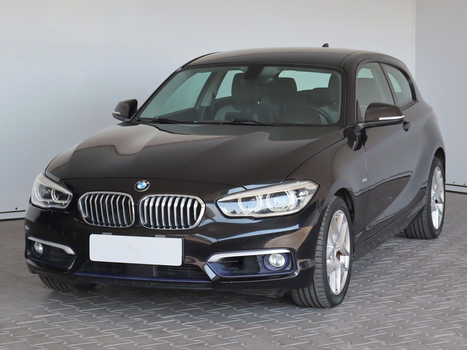 BMW Řada 1, 118d, Urban Line, Automat - fotka 2