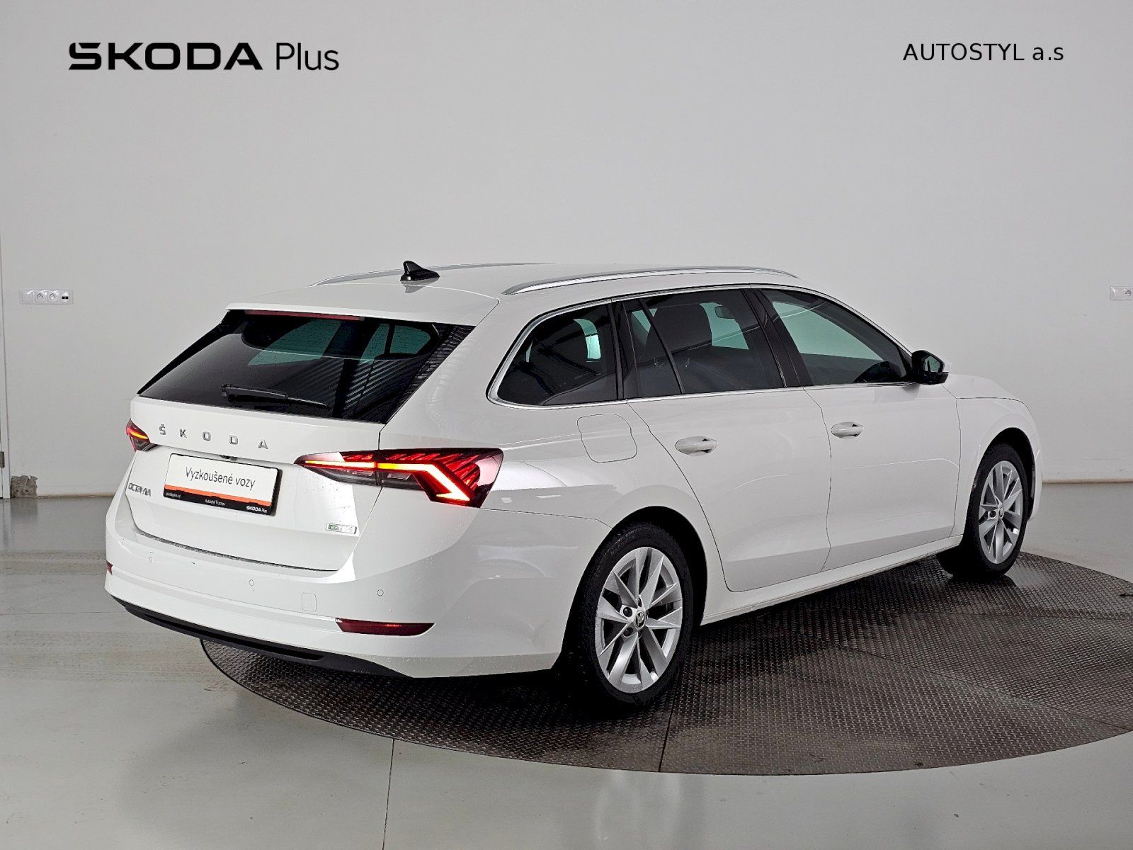 Škoda Octavia, Combi 1.5TSI m-HEV 110kW DSG S - fotka 2