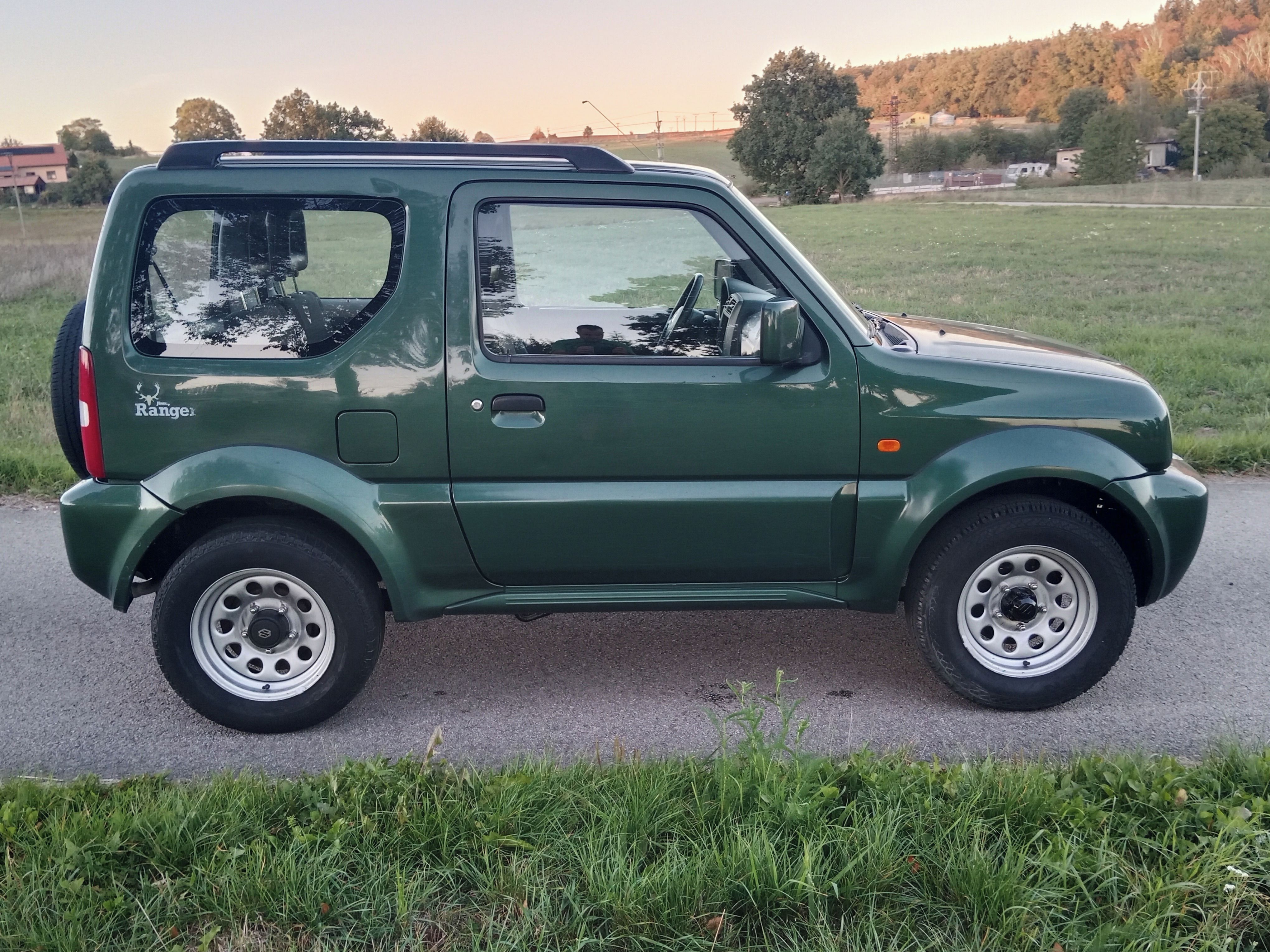 Suzuki Jimny, 1.3i 4x4 RANGER-TAŽNÉ-NOVÁ STK - fotka 3