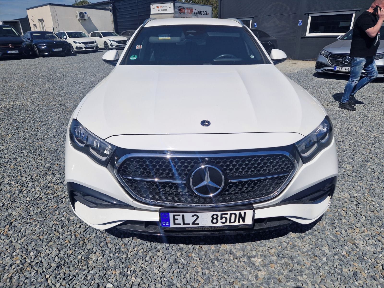 Mercedes-Benz Třídy E, Mercedes BENZ E300 de - fotka 2
