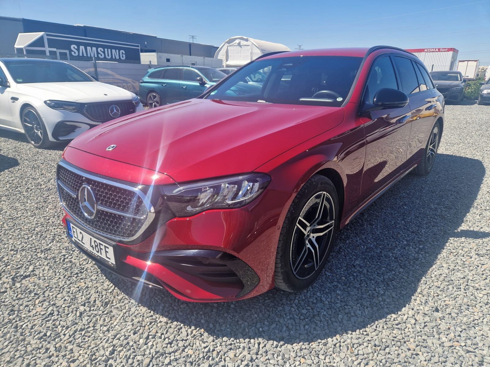 Mercedes-Benz Třídy E, Mercedes BENZ E300 de
