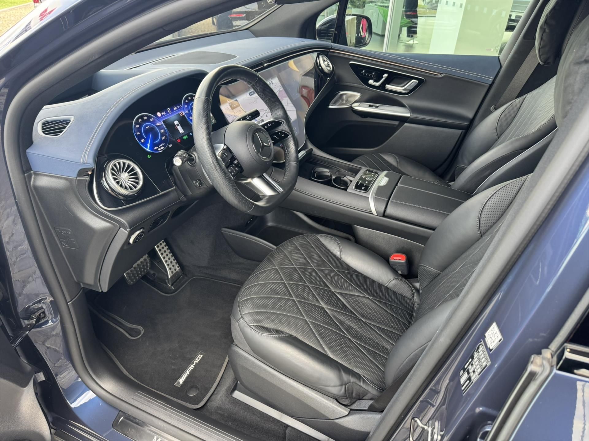 Mercedes-Benz EQE, EQE 500 4MATIC SUV - fotka 6