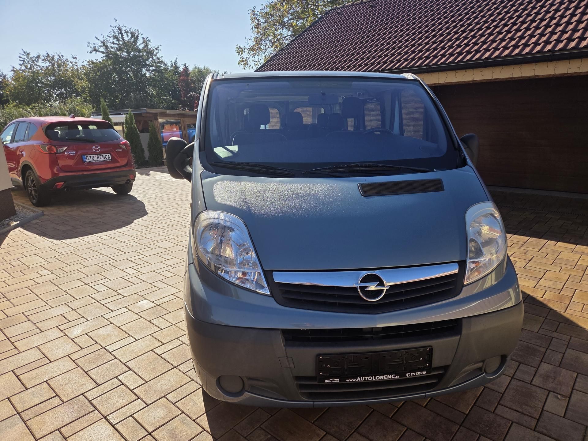 Opel Vivaro, 2.0CDTI 84kw 8Míst - fotka 2