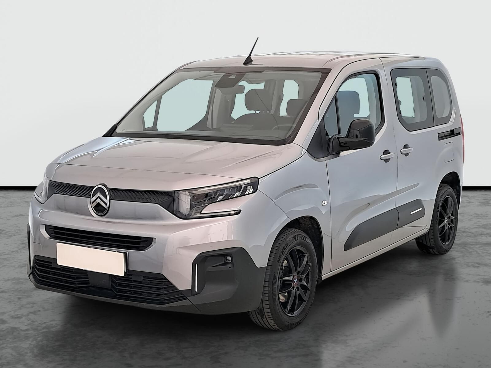Citroën Berlingo, 1.2 PureTech, Plus, 5Míst - fotka 2
