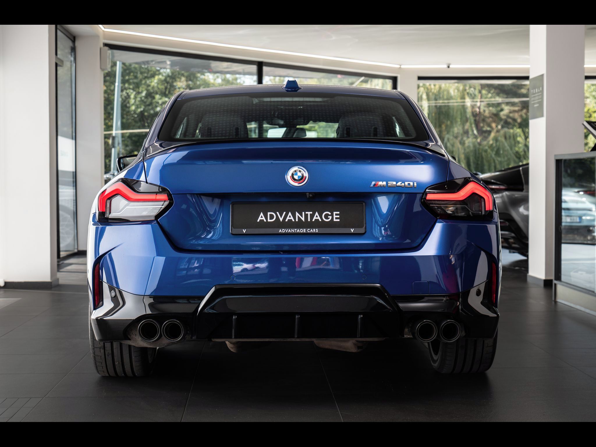 BMW Řada 2, xDrive/REMUS - fotka 3