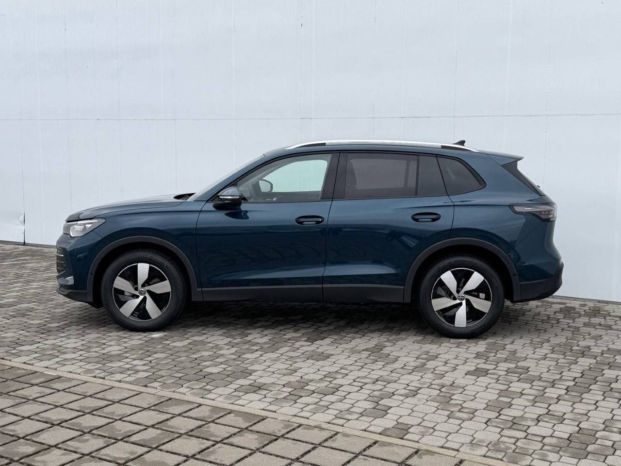 Volkswagen Tiguan, People 7DSG mHEV 1,5eTSI - fotka 3